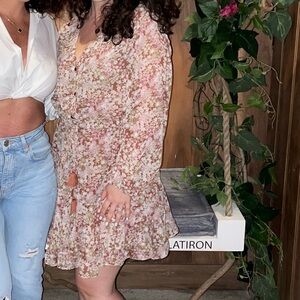 EUC Aakaa Floral dress, tie waist, size small